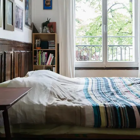 Charming Bright At Montparnasse *